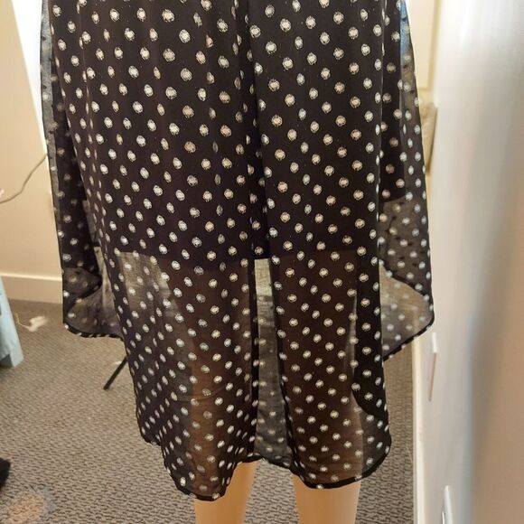 Forever 21 hi-low skirt - Picture 2 of 9